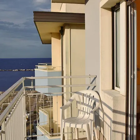 Otel Graziella 3*